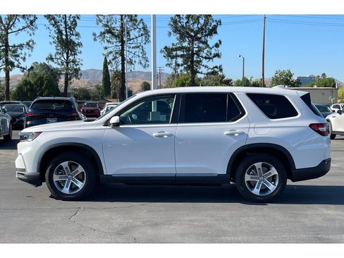 Certified 2025 Honda Pilot EX-L image 2
