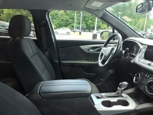 Used 2020 Chevrolet Blazer LT AWD/4WD image 24