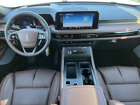 New 2026 Lincoln Aviator Reserve w/ Luxury Package image 15
