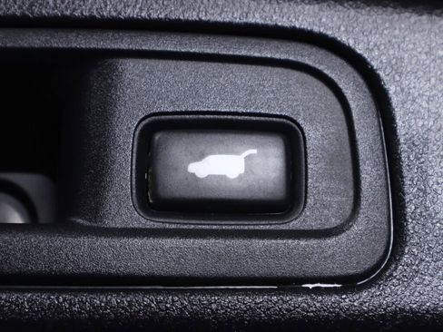 Used 2017 Honda Pilot Touring image 39