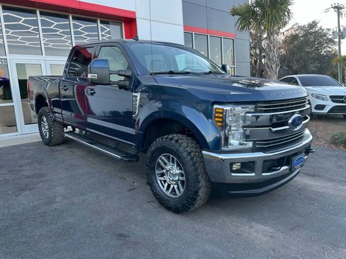 Used 2019 Ford F250 Lariat w/ Lariat Ultimate Package image 3