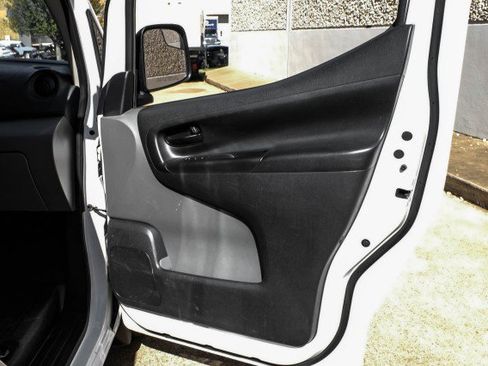 Used 2019 Nissan NV200 S w/ Cruise Control Package image 44