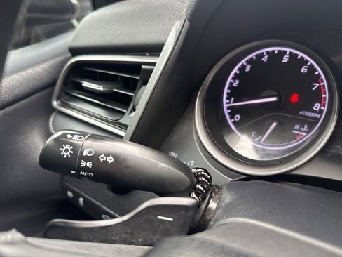 Used 2023 Toyota Camry SE w/ Cold Weather Package image 20