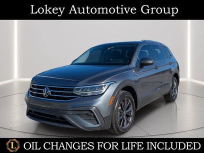 Certified 2023 Volkswagen Tiguan SE w/ Panoramic Sunroof Package