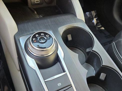 Certified 2024 Ford Escape SE w/ PHEV Premium Package image 13