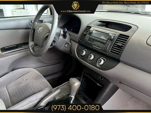 Used 2006 Toyota Camry LE image 16
