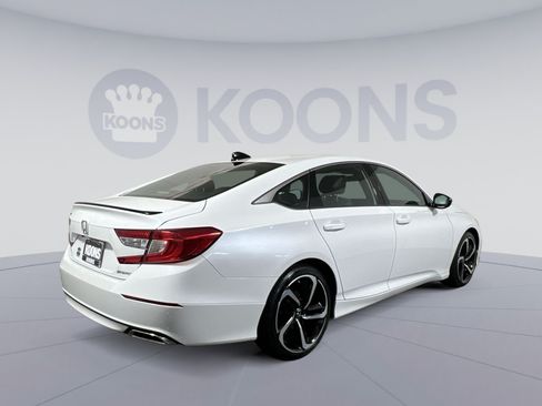 Used 2022 Honda Accord Sport image 11