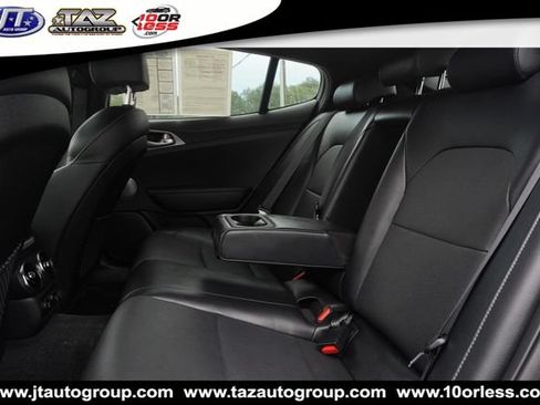 Used 2020 Kia Stinger GT1 RWD image 13