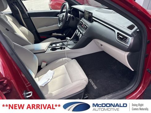 Used 2023 Genesis G70 2.0T AWD/4WD image 17