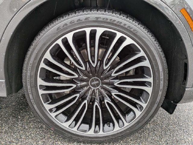 Certified 2023 Lincoln Aviator Black Label w/ Dynamic Handling Package AWD/4WD image 10