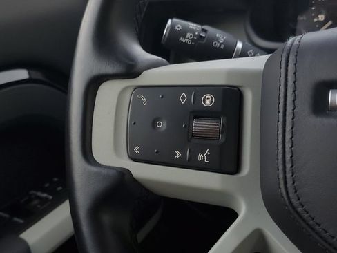 Certified 2024 Land Rover Defender 110 X-Dynamic SE AWD/4WD image 22