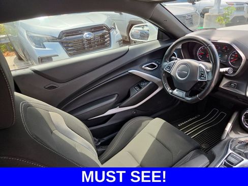 Used 2018 Chevrolet Camaro LT RWD image 13