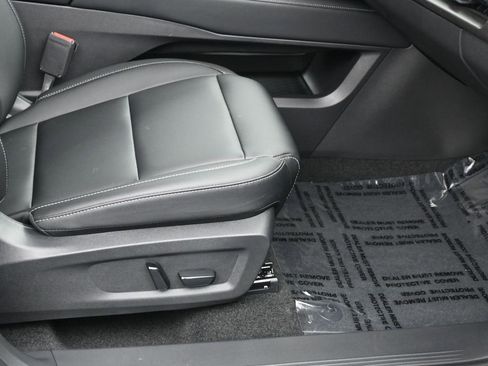 Used 2025 Nissan Murano SV image 7