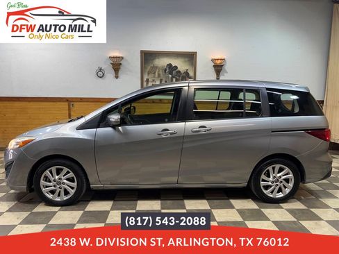 Used 2014 MAZDA MAZDA5 Sport image 2