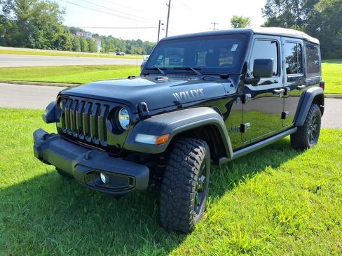 Used 2023 Jeep Wrangler Unlimited Sport AWD/4WD image 18