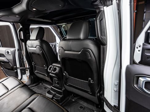 Used 2024 Jeep Wrangler Unlimited Rubicon 392 image 30