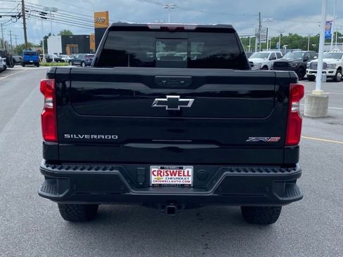 Used 2023 Chevrolet Silverado 1500 ZR2 w/ Technology Package AWD/4WD image 4