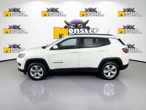 Used 2020 Jeep Compass Latitude w/ Cold Weather Group AWD/4WD image 8
