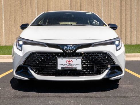 New 2026 Toyota Corolla SE FWD image 3