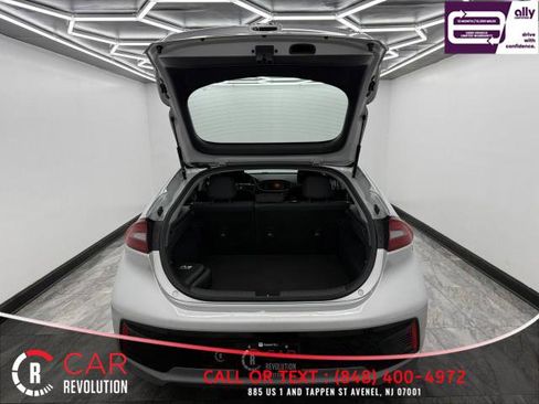 Used 2019 Hyundai Ioniq Plug-In Hybrid image 6