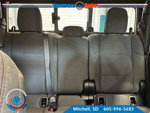 New 2026 Jeep Gladiator Sport image 28