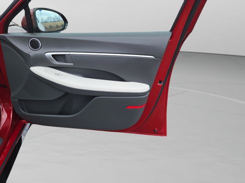 Used 2025 Hyundai Sonata SEL image 41