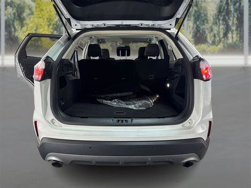 Used 2020 Ford Edge SEL image 12