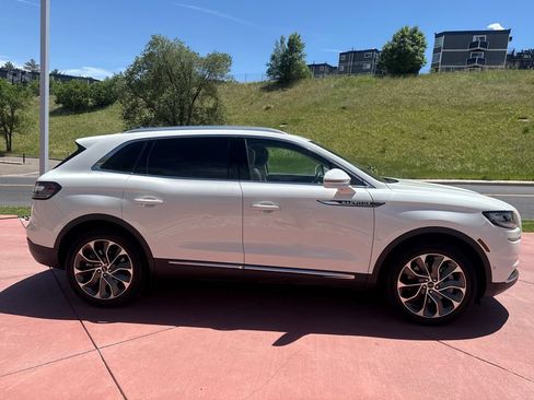 Used 2023 Lincoln Nautilus Reserve w/ Equipment Group 201A AWD/4WD image 28