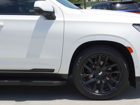 Used 2024 Cadillac Escalade Sport Platinum w/ LPO, ONYX Package RWD image 9
