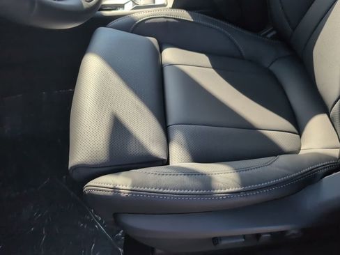 Used 2025 Subaru Ascent Limited image 29