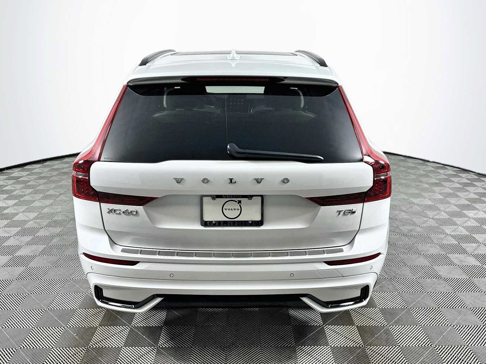 Used 2026 Volvo XC60 T8 Plus w/ Protection Package Premier AWD/4WD image 6