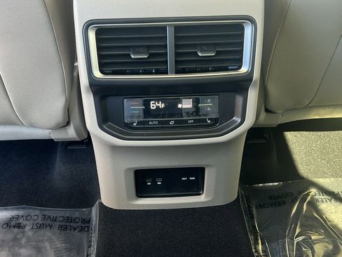 New 2026 Volkswagen Atlas SEL Premium R-Line AWD/4WD image 25