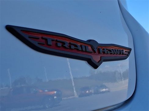 Used 2024 Jeep Compass Trailhawk image 31