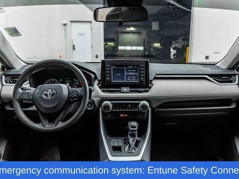 Used 2019 Toyota RAV4 XLE AWD/4WD image 29
