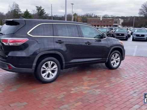 Used 2015 Toyota Highlander Plus image 9