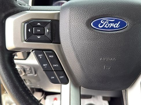 Used 2022 Ford F350 Lariat AWD/4WD image 16