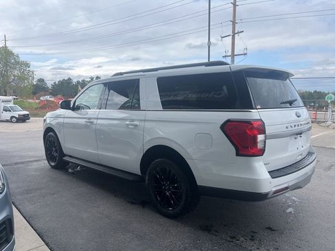 Used 2024 Ford Expedition Max XLT AWD/4WD image 4