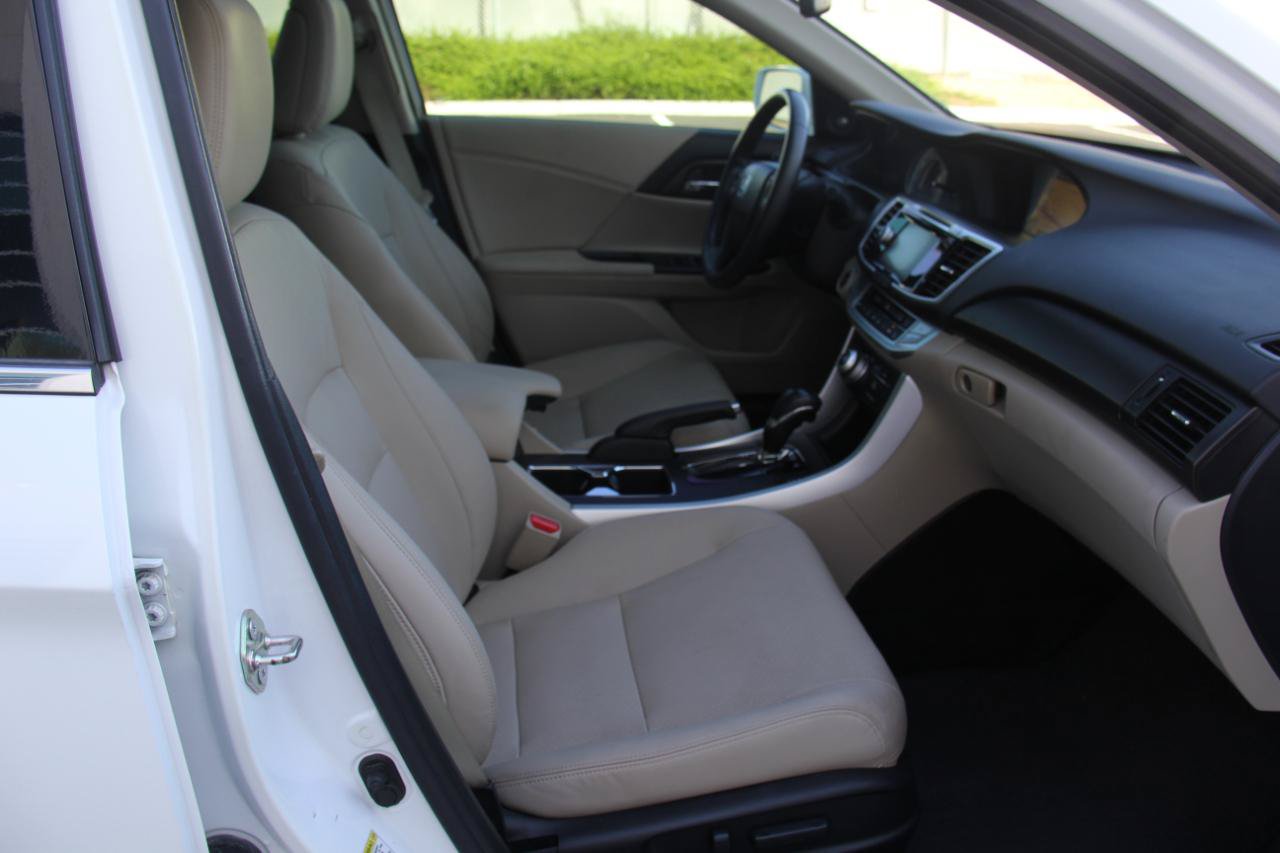 Used 2014 Honda Accord EX-L image 29