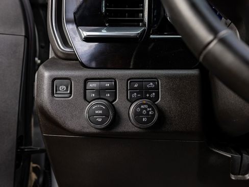 Used 2025 Chevrolet Silverado 2500 LT w/ Texas Edition image 22