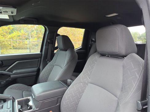 Used 2024 Toyota Tacoma SR5 image 23