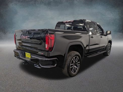 Used 2024 GMC Sierra 1500 AT4 w/ Technology Package image 4