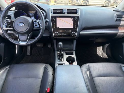 Used 2019 Subaru Outback 2.5i Limited AWD/4WD image 9