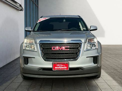 Used 2017 GMC Terrain SLE image 8