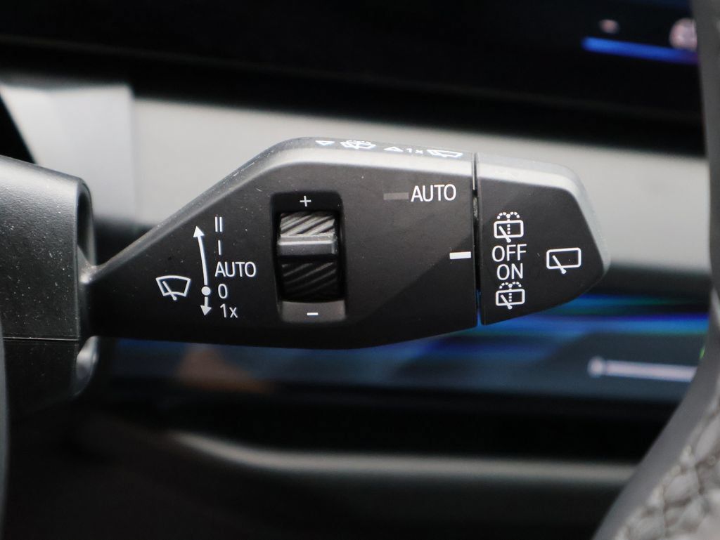 Certified 2025 BMW X3 xDrive30i AWD/4WD image 33