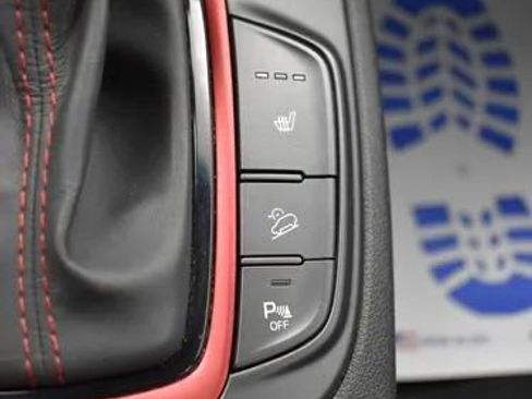 Used 2019 Hyundai Kona Ultimate image 34