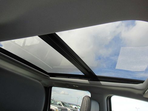 New 2026 Ford F350 Lariat w/ FX4 Off-Road Package image 14