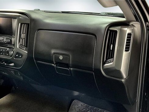 Used 2018 Chevrolet Silverado 1500 LT w/ All Star Edition image 25