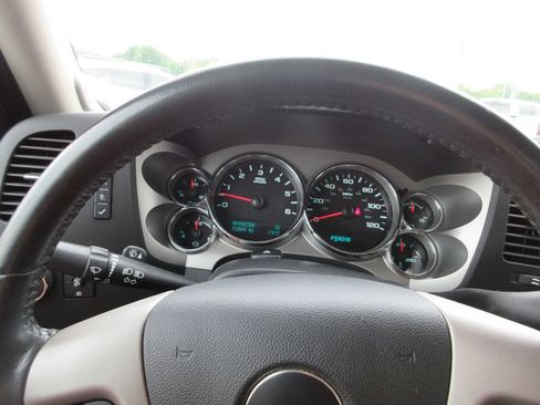 Used 2011 GMC Sierra 1500 SLE w/ Power Tech Package AWD/4WD image 25