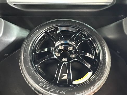 Used 2016 Nissan 370Z Coupe RWD image 47