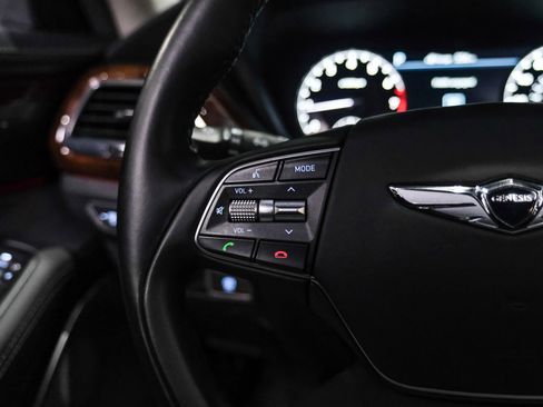 Used 2019 Genesis G90 5.0 Ultimate RWD image 15
